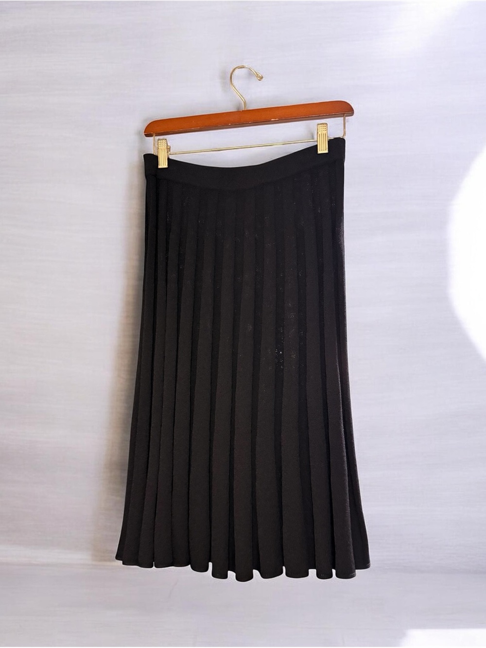 St. John Collection Black Santana Knit Midi Skirt 8